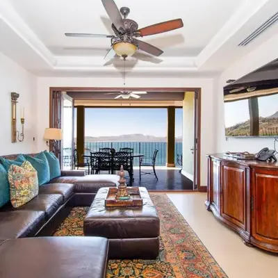 360 Splendor 308A-Ocean View 2 Br -Breakfast Included!