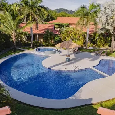 Villagio 30B - Condo Near Playa Potrero