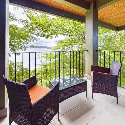 360 Splendor 404-Ocean View Condo- With Breakfast