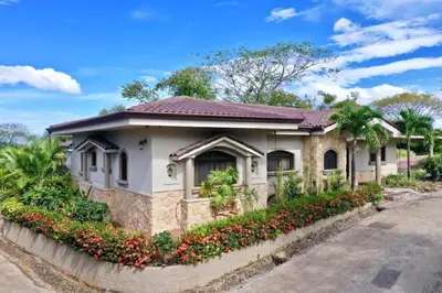 a home in the suburbs of australia at Casa Cocoa - 3 Br Home In Playa Langosta in Tamarindo