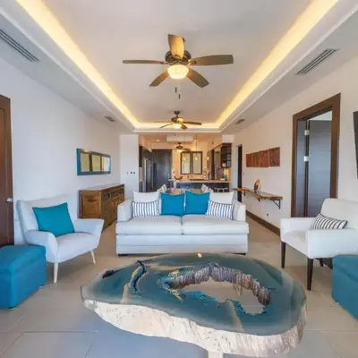 360 Splendor 104A-Ocean View Condo With Breakfast