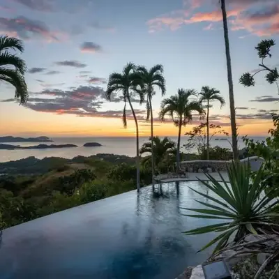 Beautiful House with Sweeping Ocean Views