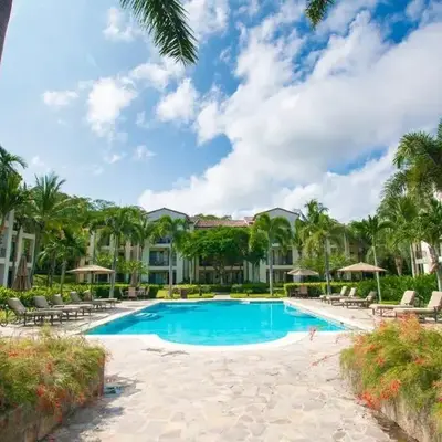 Luxe 3-BD Condo on 2nd Floor Above Pool